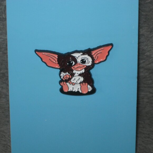 1980s Movie Gremlins Gizmo Metal Enamel Pin 25101A2 - Picture 5 of 7
